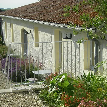 D'hotes Clos Des Pierres Blanches