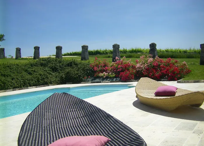 فندق مبيت وإفطار D'hotes Clos Des Pierres Blanches Brie-sous-Archiac