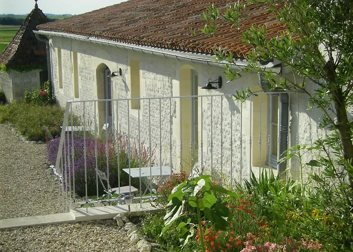 D'hotes Clos Des Pierres Blanches