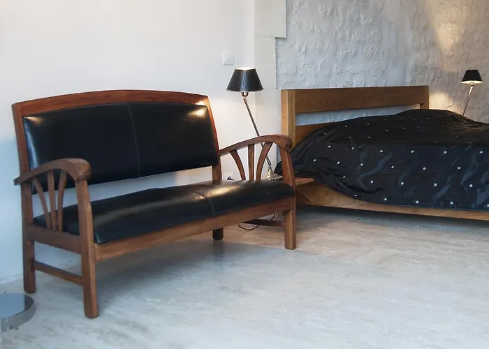 فندق مبيت وإفطار D'hotes Clos Des Pierres Blanches