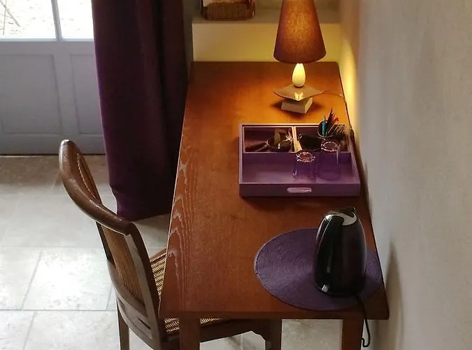 فندق مبيت وإفطار D'hotes Clos Des Pierres Blanches